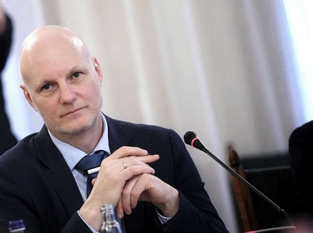 Védett: 📌15 millió sajtósoknak – újabb tiszás “spórolás”
